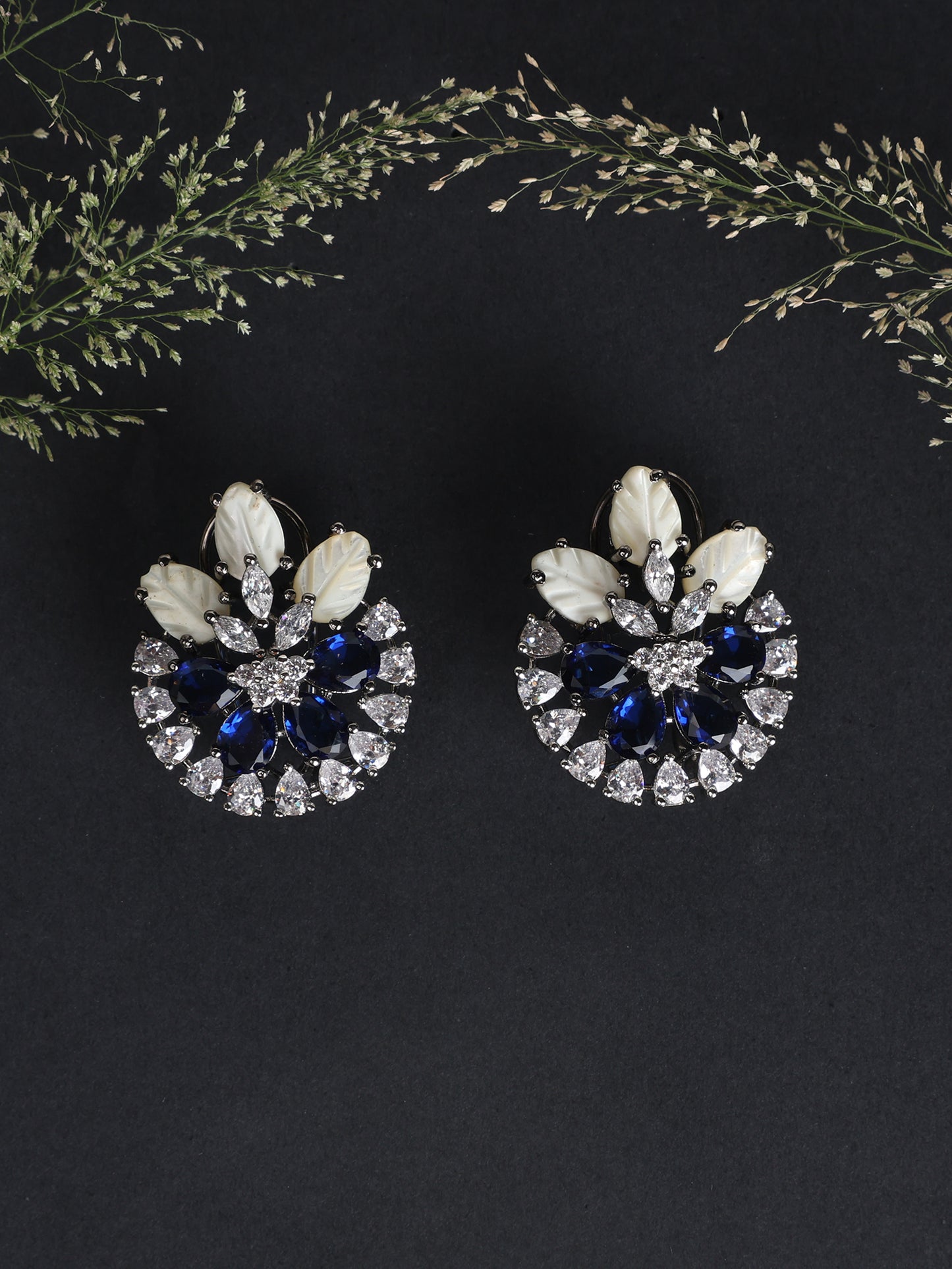 Oxidised Coloured Zircons With Pearl -Blue