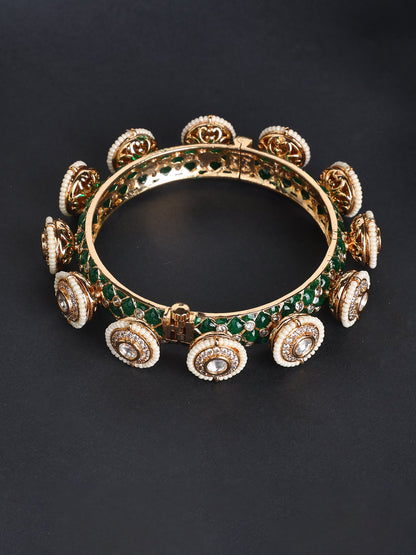 Emerald Studded Polki Kada