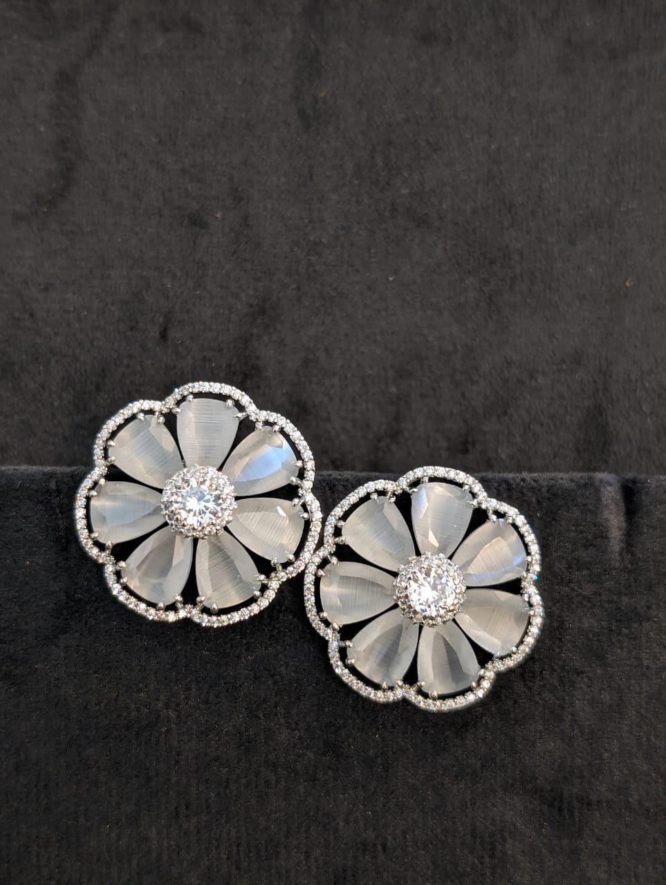 Floral Zircon Diamond Earrings