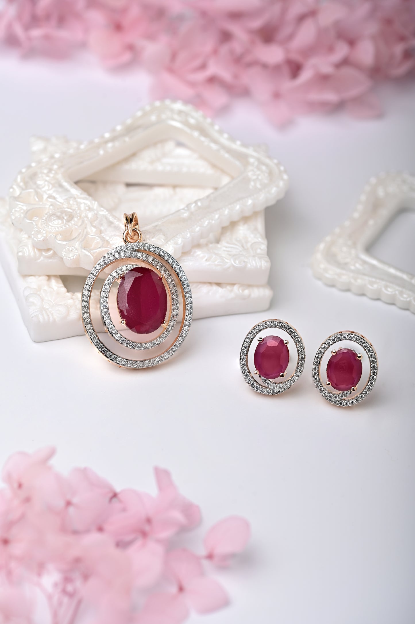 Ruby Studded Pendant Set